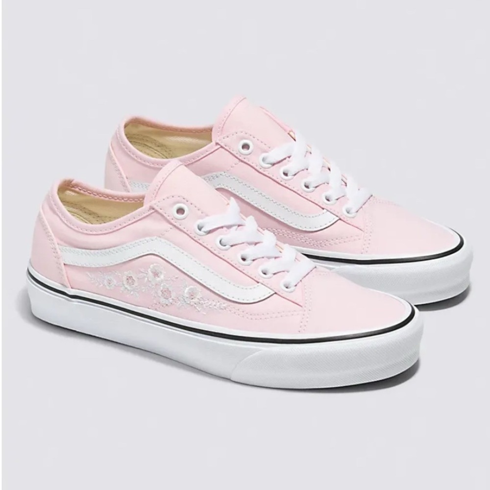 New w/o box VANS Old Skool Tapered Shoe sze 6.5 Pink Embroidered Floral Print